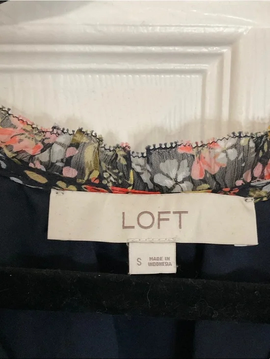 LOFT Black Floral Long-Sleeve Dress - Picture 2 of 5